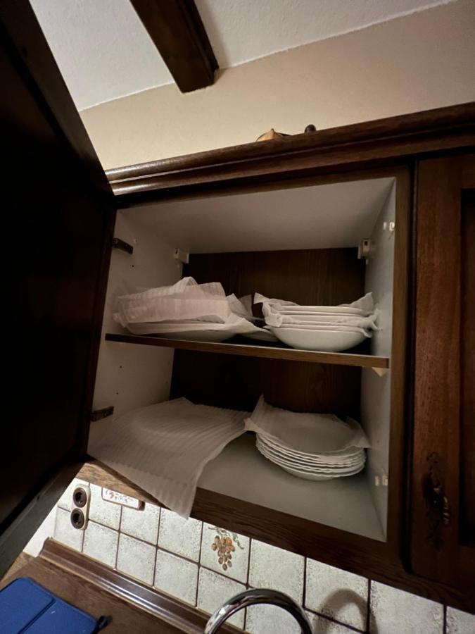 Duisburg Feelhome, Flughafen Nah,3-Schlafzimmer, Dusche Ebenerdig, Zentral, Wifi, Ground Floor Extérieur photo